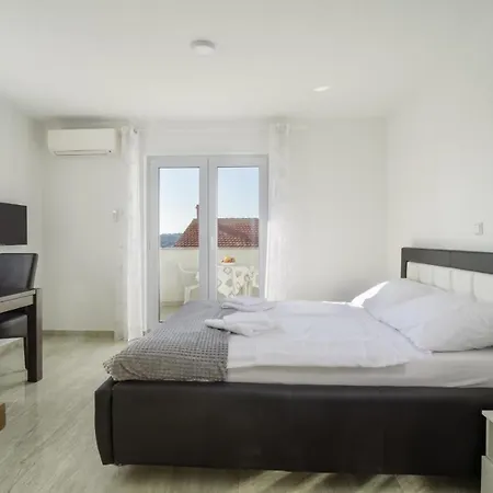 Andelo Apartment *