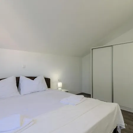 Andelo * Trogir