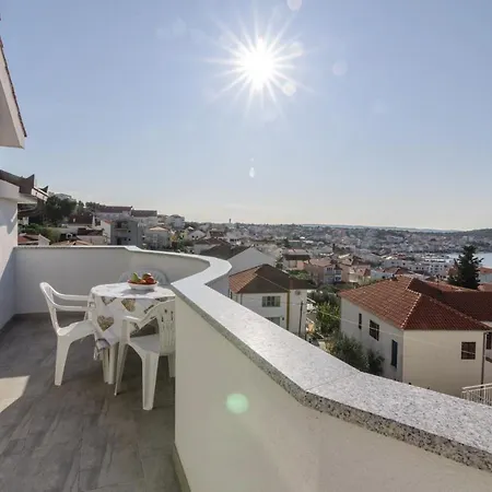 Apartment Andelo Trogir