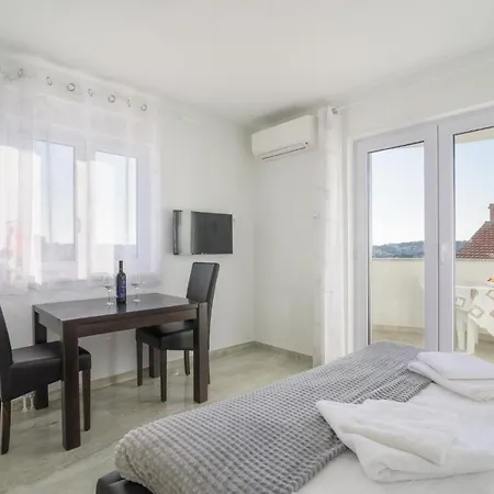 Andelo * Trogir