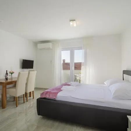 Apartment Andelo *