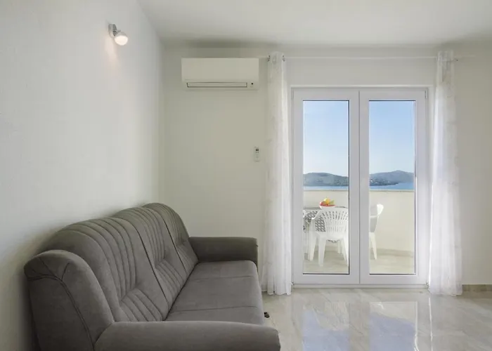 Andelo * トロギール